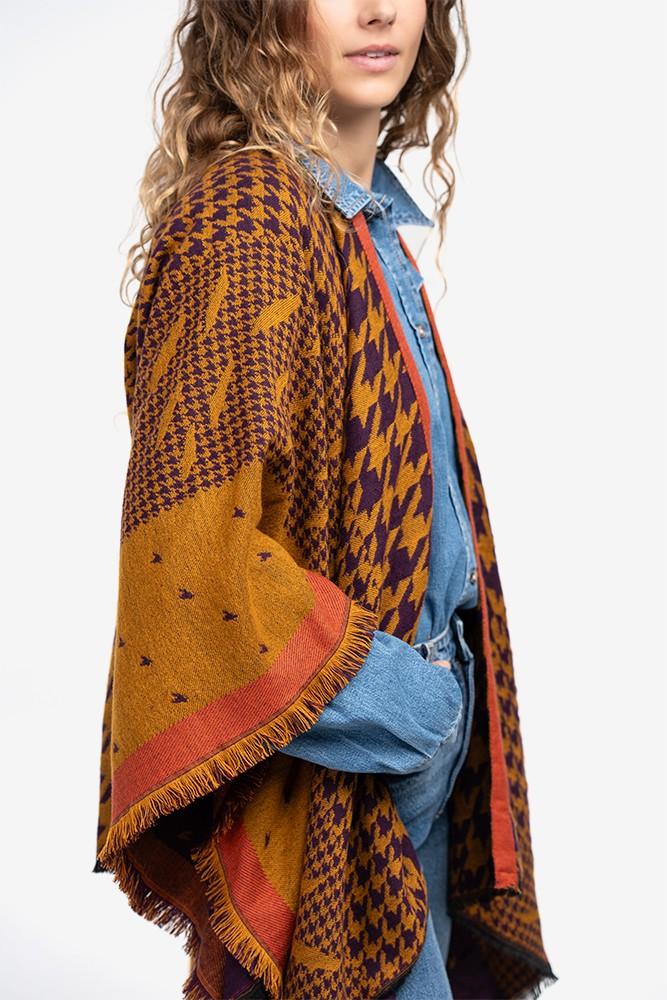 Abbacino Poncho con estampado de pata de gallo en ámbar Última moda