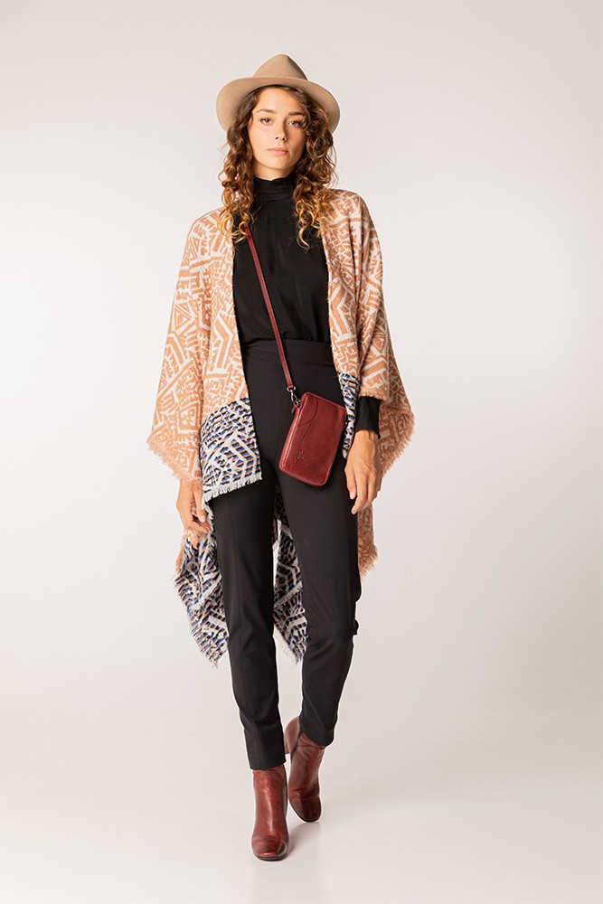 Abbacino Poncho de mujer estampado en camel 2025