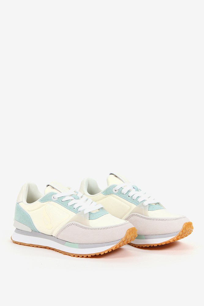 Abbacino Zapatilla de mujer en verde Ahorra y exporta