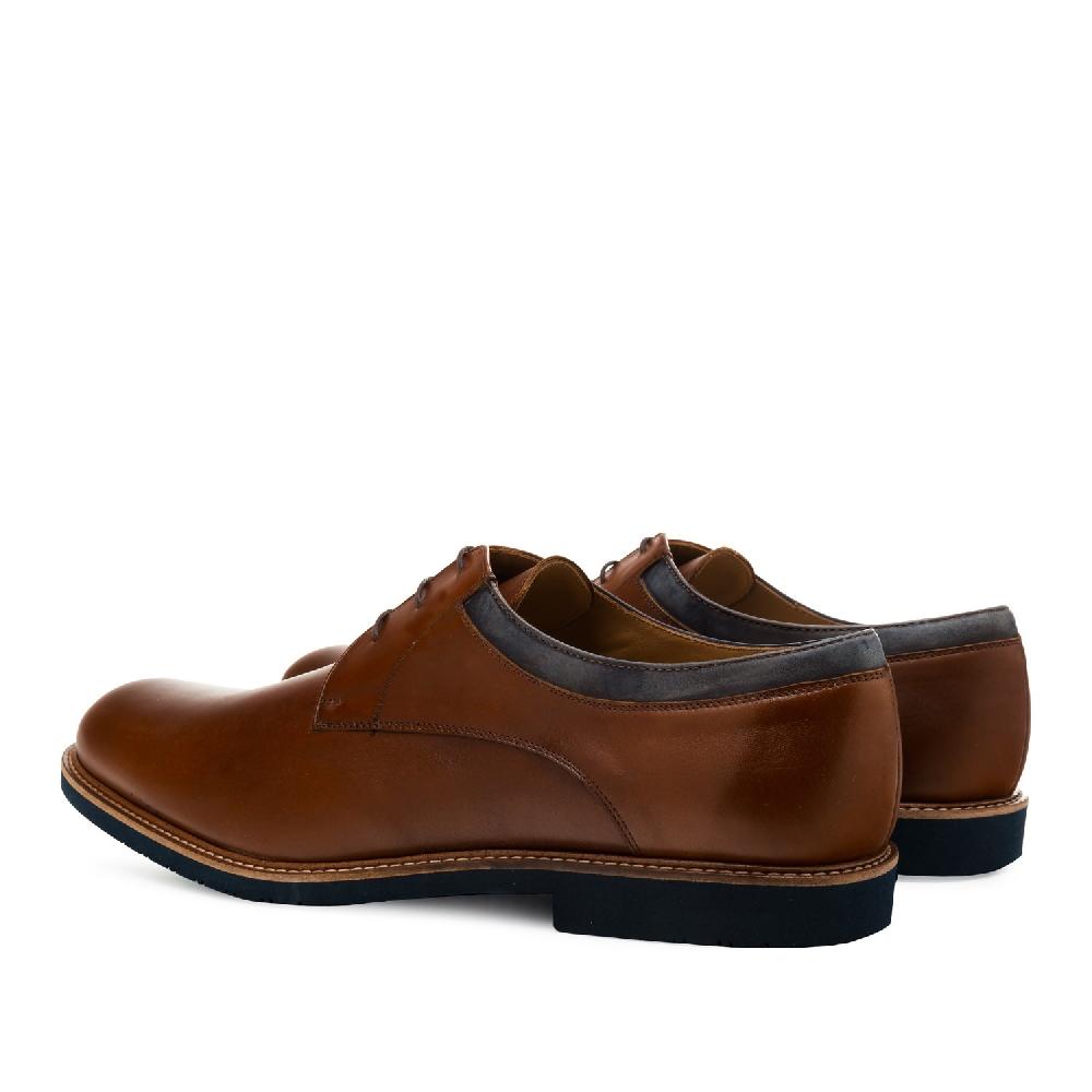 Andres machado Zapatos estilo Blucher en Marron En oferta