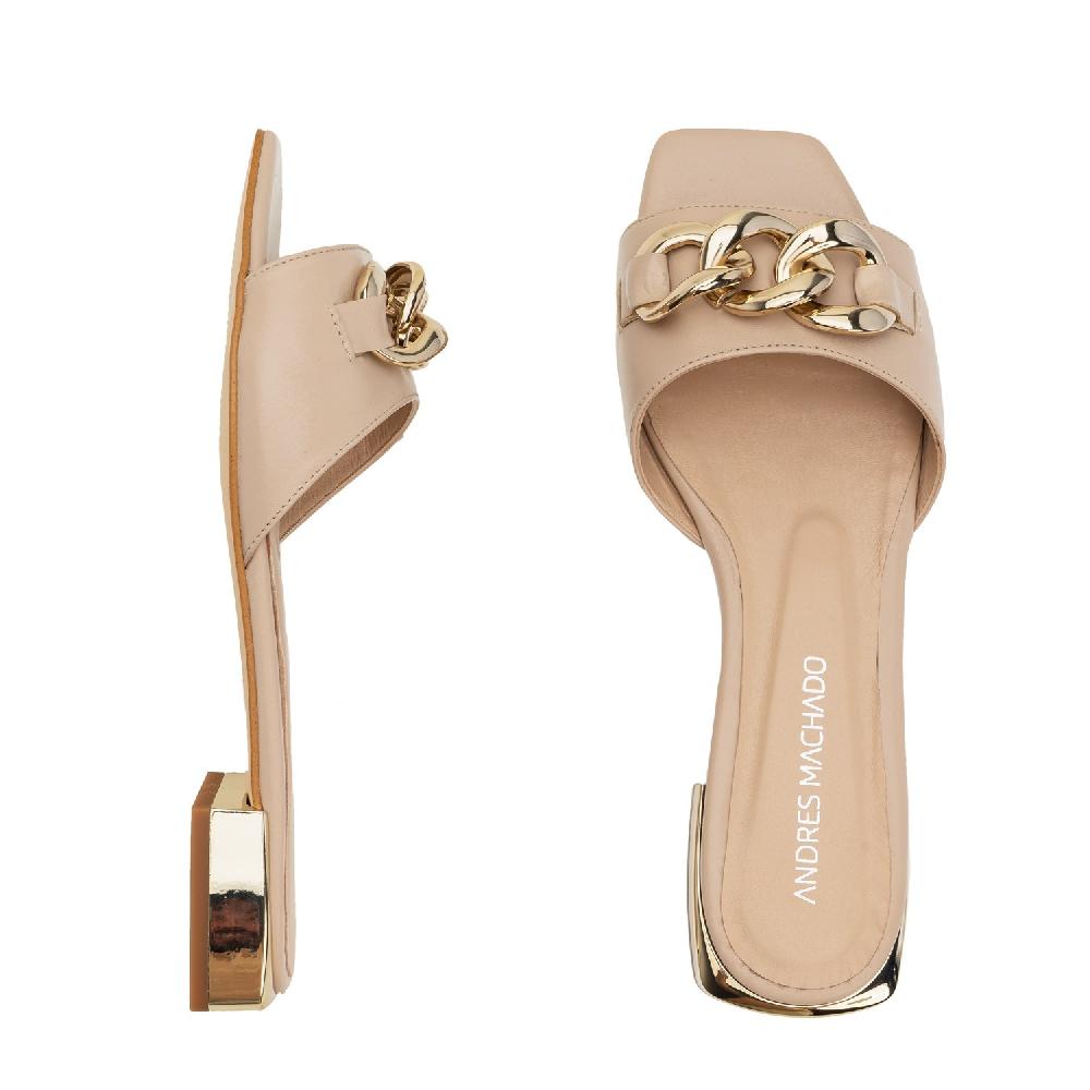 Andres machado Sandalia plana en piel beige con cadena Oferta especial de fábrica