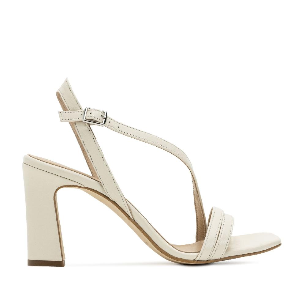 Andres machado Sandalia tacón piel crema Oferta exclusiva