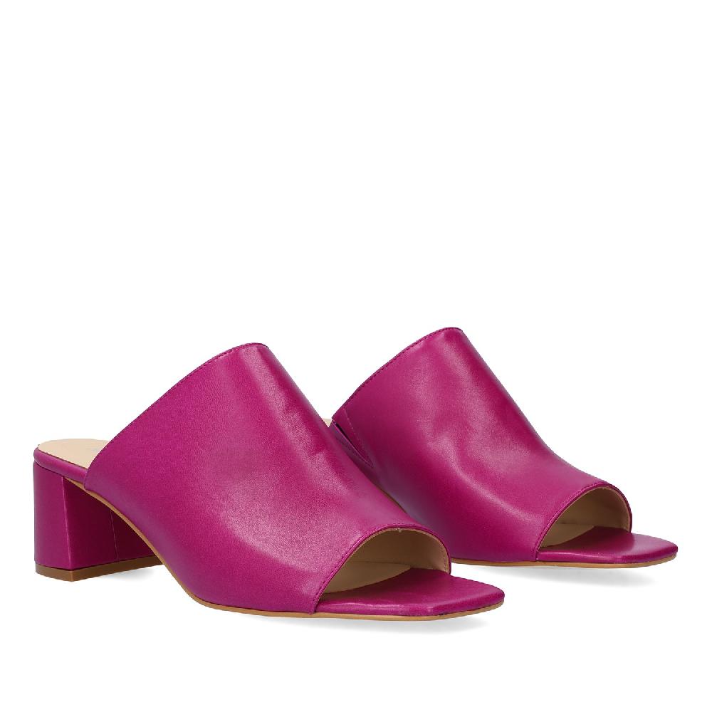 Andres machado Mule con tacón en piel Morado