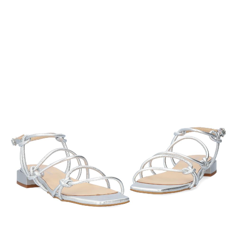 Andres machado Sandalia plana en piel Plata Rebajas top