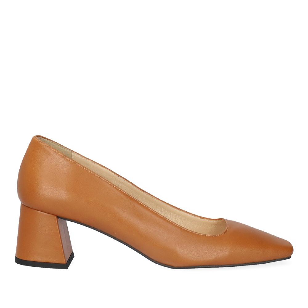 Andres machado Zapato tacón en piel de color cuero Rebajas de fin de temporada