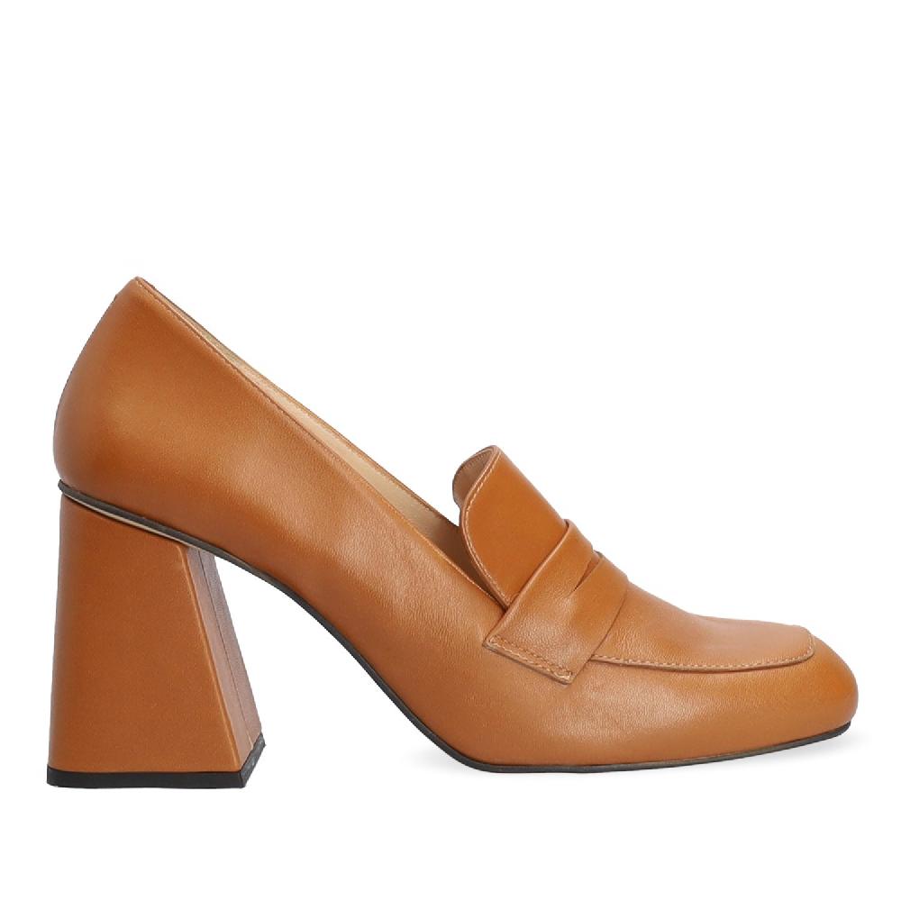 Andres machado Zapato de estilo mocasín con tacón en piel de color cuero Superdescuento