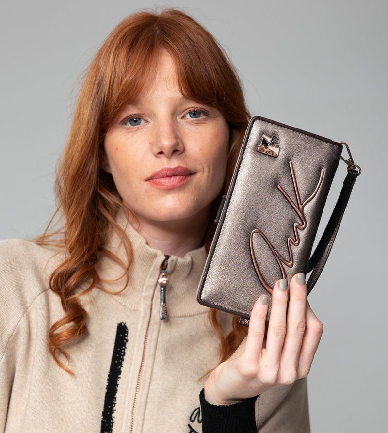 Anekke Shōen Palette large RFID wallet Últimos 3 días