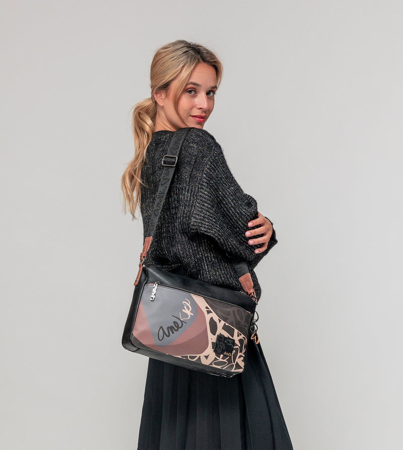 Anekke Heartbeat crossbody bag with metal handle Ofertas