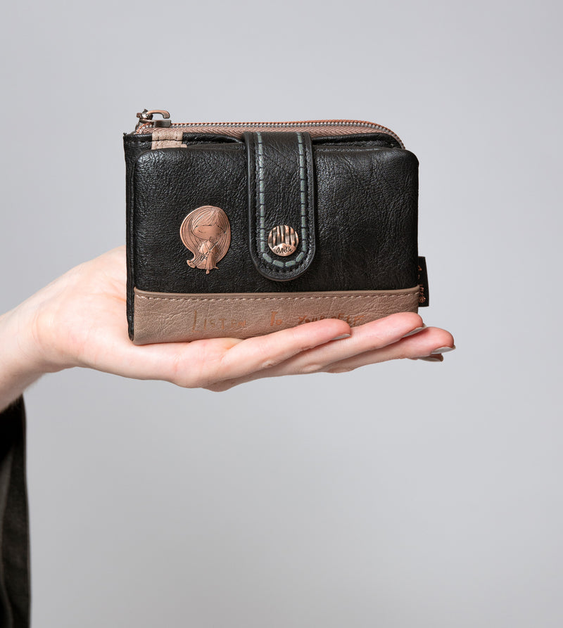 Anekke Shōen Brush small flexible wallet Promoción trimestral