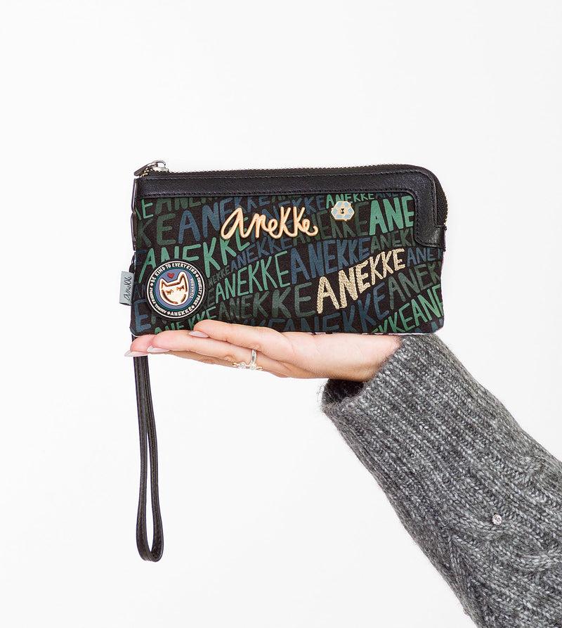 Anekke Nature Woods coin purse with hand strap En oferta