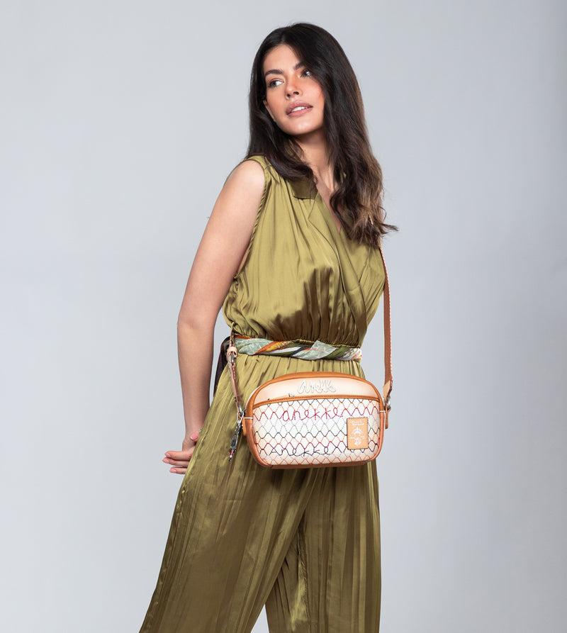 Anekke Magic Souls oval crossbody bag Liquidación