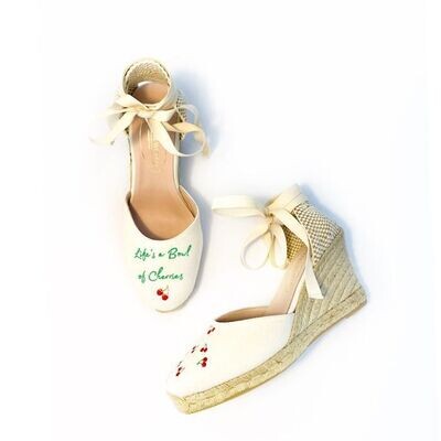 Calita Shoes ​CAMPESINAS BEIGE P4ACO ​ LIFE’S A BOWL OF CHERRIES​ HEIGHT 9 CMS Rebajas de fábrica
