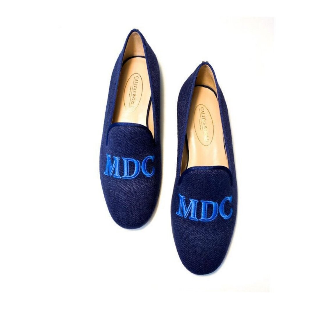 Calita Shoes ​LOAFERS MEN NAVY 800 LINEN R22 WITH ROYAL BLUE INITIALS Envío internacional gratuito