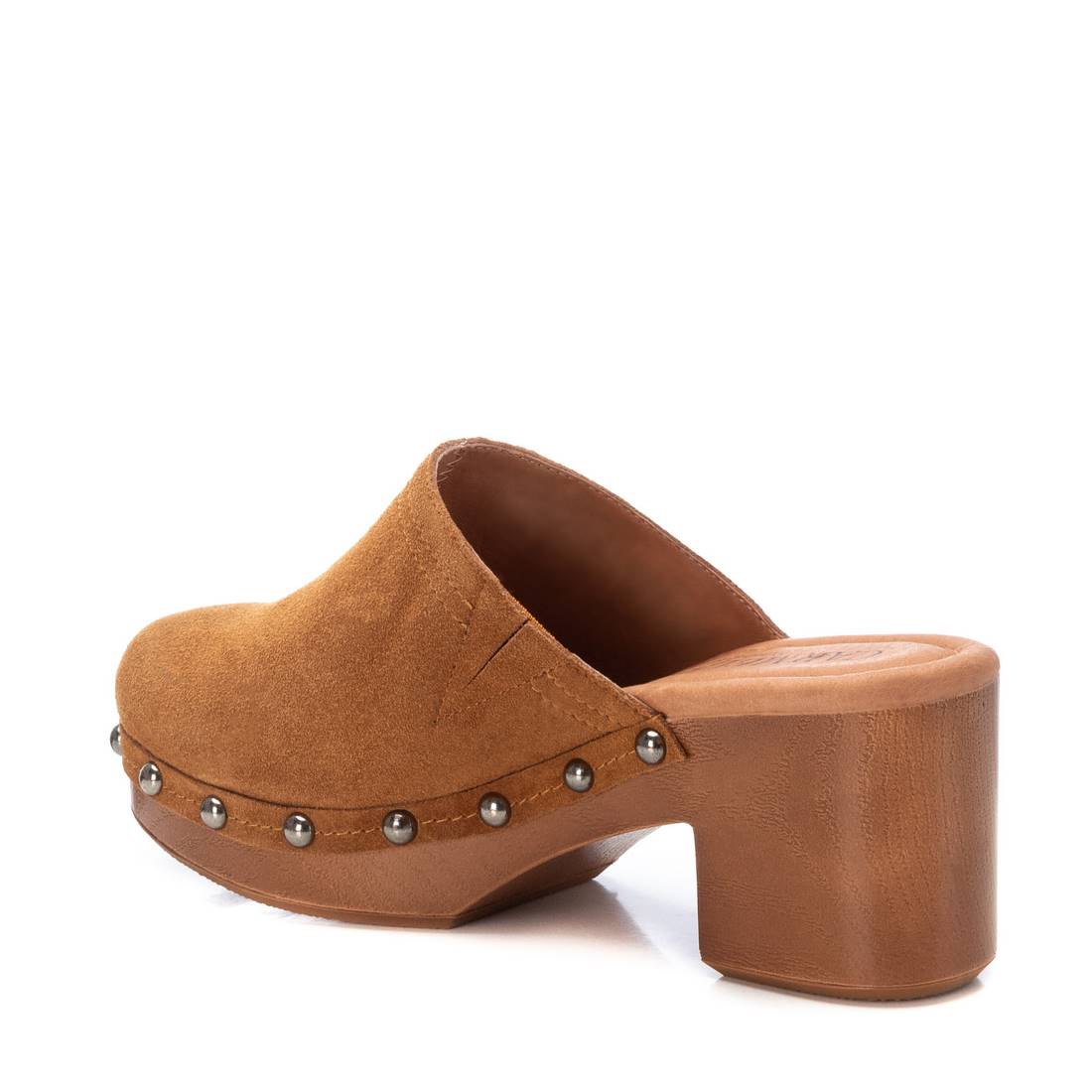 Carmela ZUECO DE MUJER CARMELA 16046101 En oferta