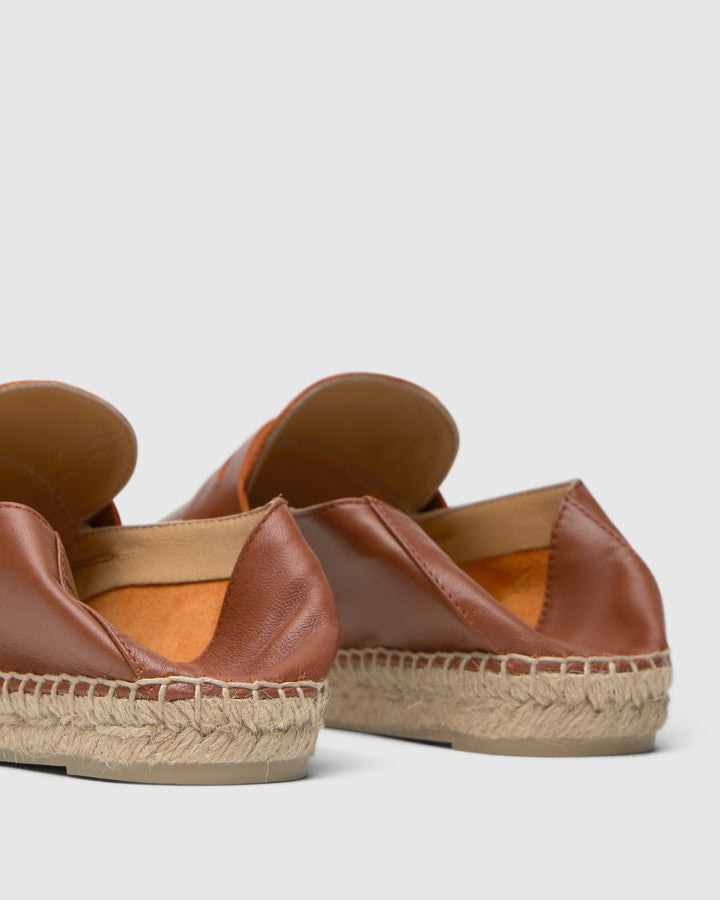 Castañer Alpargata de Mujer estilo Mocasin con Plana de 2cm de altura | Castañer Precios de Black Friday