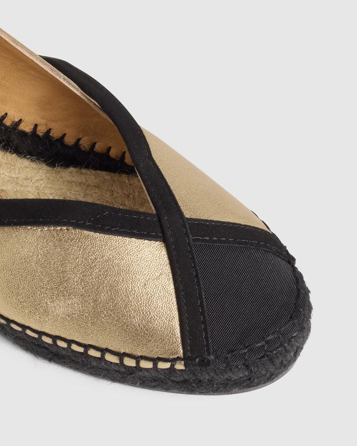 Castañer CASTAÑER | Diseñada por 'Casilda se casa' para Castañer. Alpargatas Sancha tipo bailarina en piel metalizada y cierre con lazada Precio ultrabajo