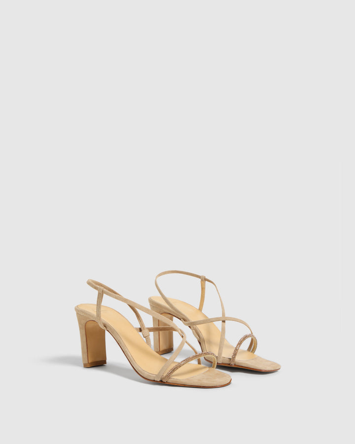 Castañer LOLA/8/007 – Castañer