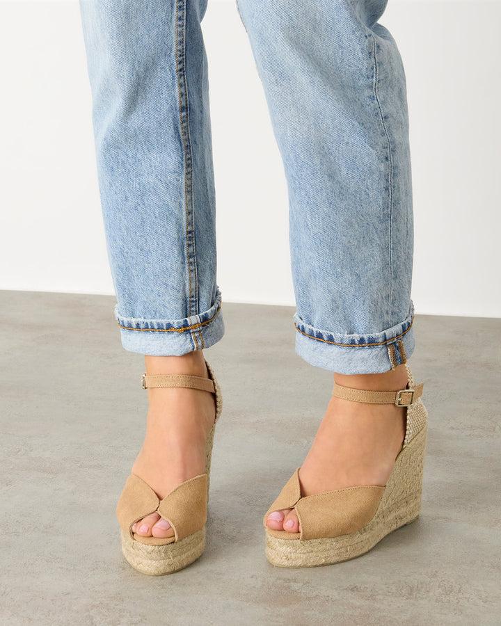 Castañer ALPARGATA BIANCA SANDALIA TOSTADO CUÑA MUJER | CASTAÑER – Castañer Última moda