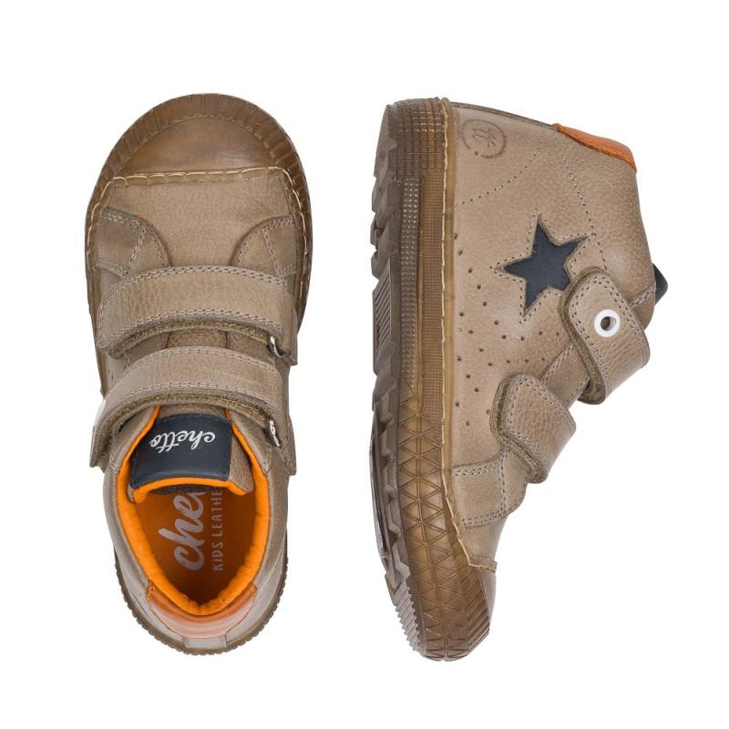 Chetto Bota dos velcros con Estrella Último día
