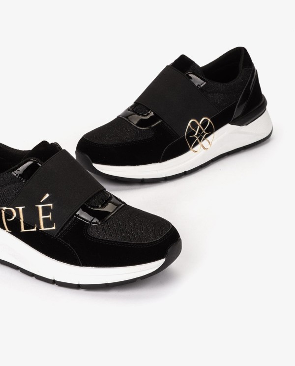 Cuplé DEPORTIVA NEGRA ELÁSTICA DE TEXTIL CON LOGO Oferta exclusiva