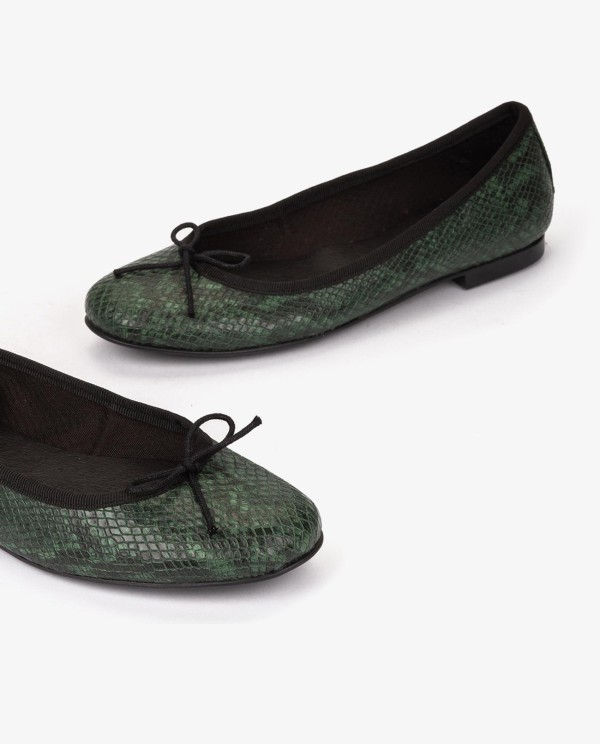 Cuplé BAILARINA VERDE DE TECNOPIEL CON ESTAMPADO SERPIENTE Y LAZO DECORATIVO Descuento por venta flash