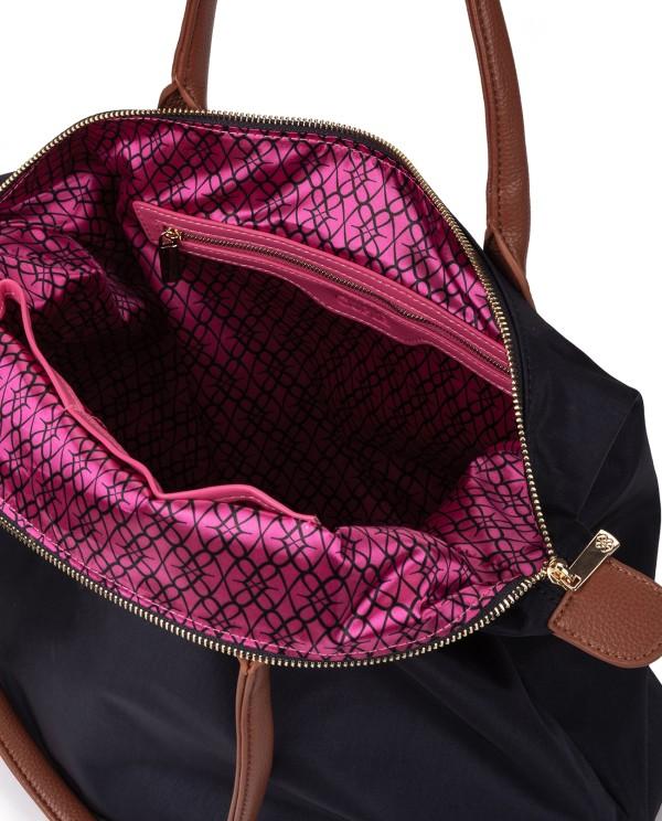 Cuplé SHOPPER DE NYLON AZUL MARINO CON ASAS CONTRASTANTES Y LOGO DORADO Oferta especial