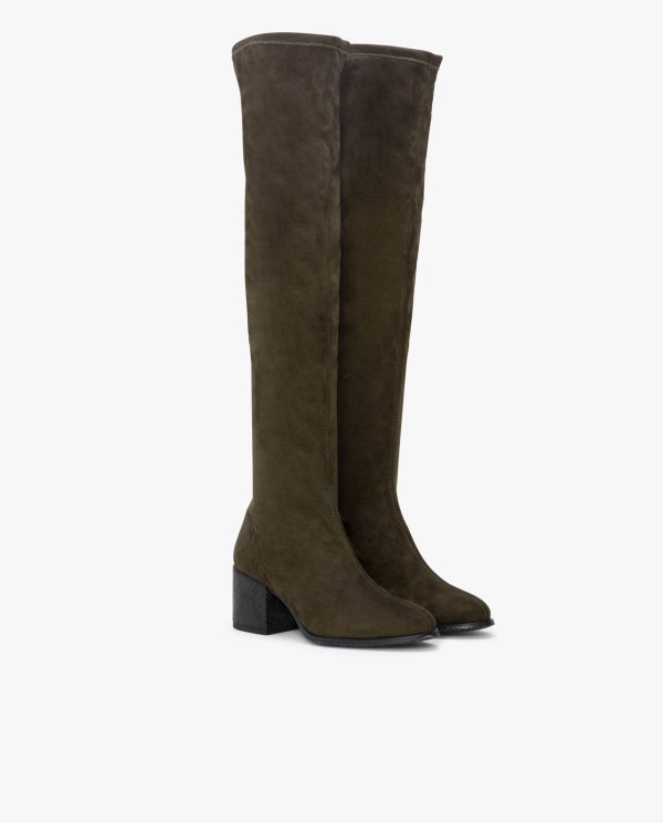 Cuplé BOTA MOSQUETERA VERDE DE ULTRASUEDE ELÁSTICO CON TACÓN MEDIO Envío gratis