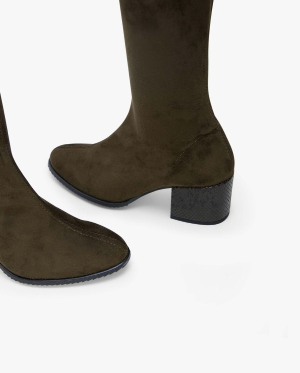 Cuplé BOTA MOSQUETERA VERDE DE ULTRASUEDE ELÁSTICO CON TACÓN MEDIO Envío gratis