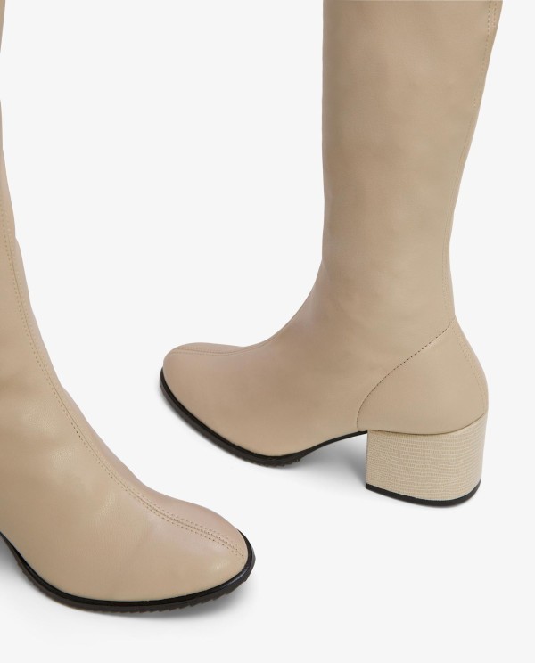 Cuplé BOTA MOSQUETERA BEIGE DE NAPA ELÁSTICO CON TACÓN MEDIO Envío gratis