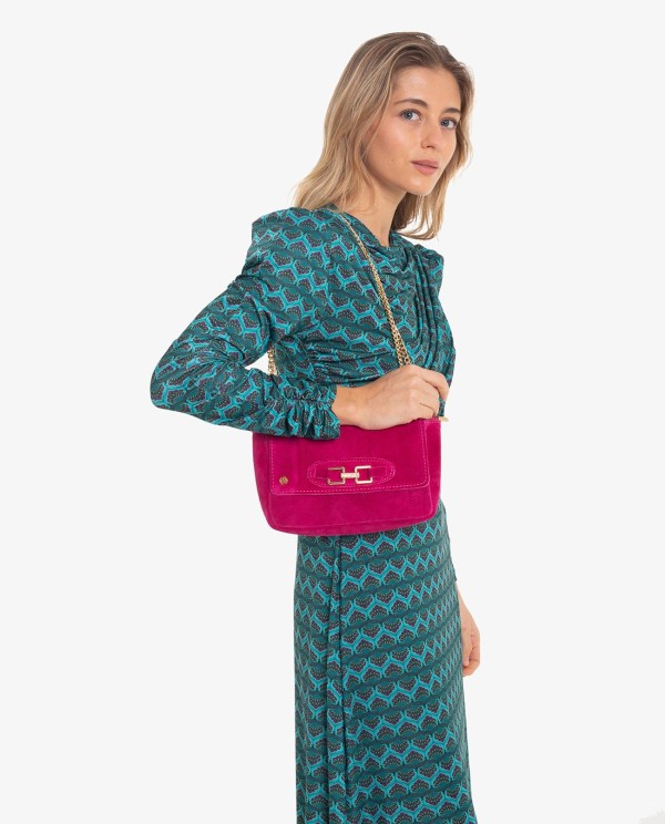 Cuplé BANDOLERA DE SERRAJE FUCSIA CON CADENA DORADA