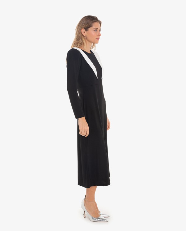 Cuplé VESTIDO NEGRO CON SOLAPAS EN HOMBROS BLANCAS Superdescuento