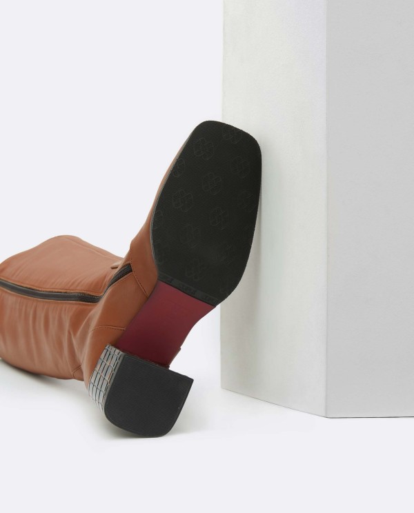 Cuplé BOTA PUNTA CUADRADA Precio de fábrica