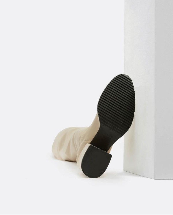 Cuplé BOTA MOSQUETERA NAPA ELÁSTICO CAMEL Rebajas de fin de temporada