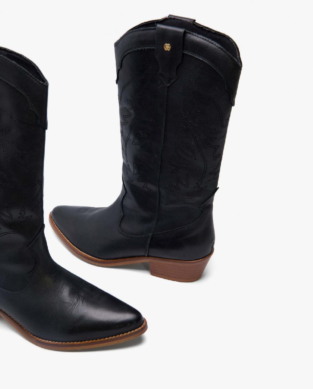 Cuplé BOTA COWBOY NAPA Últimos 3 días