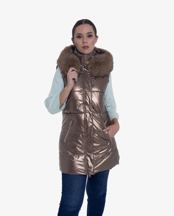 Cuplé CHALECO ACOLCHADO DE NYLON BRONCE CON DETALLES DE PELO