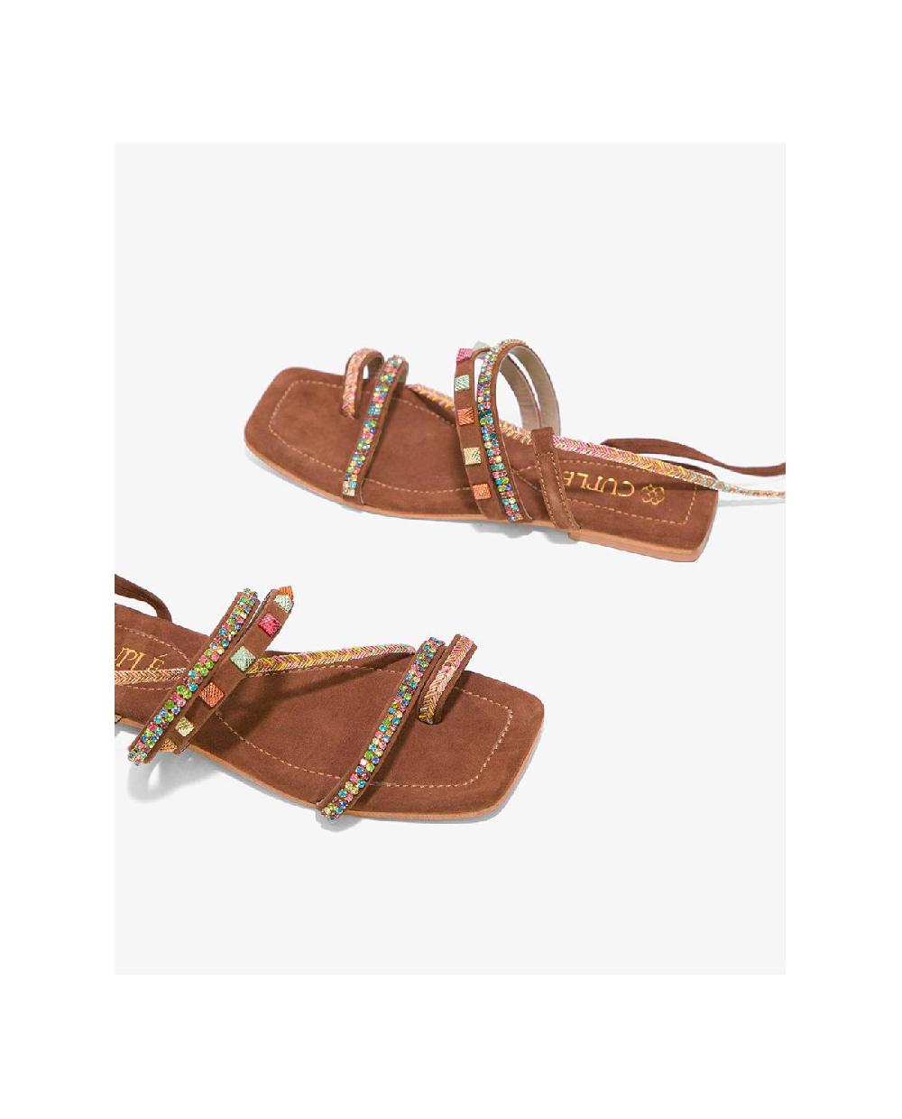 Cuplé SANDALIA TACHAS MULTI SERRAJE CUERO Venta caliente