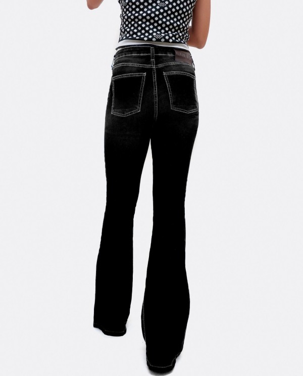 Cuplé PANTALÓN VAQUERO CON CAMPANA VAQUERO NEGRO Envío internacional gratuito