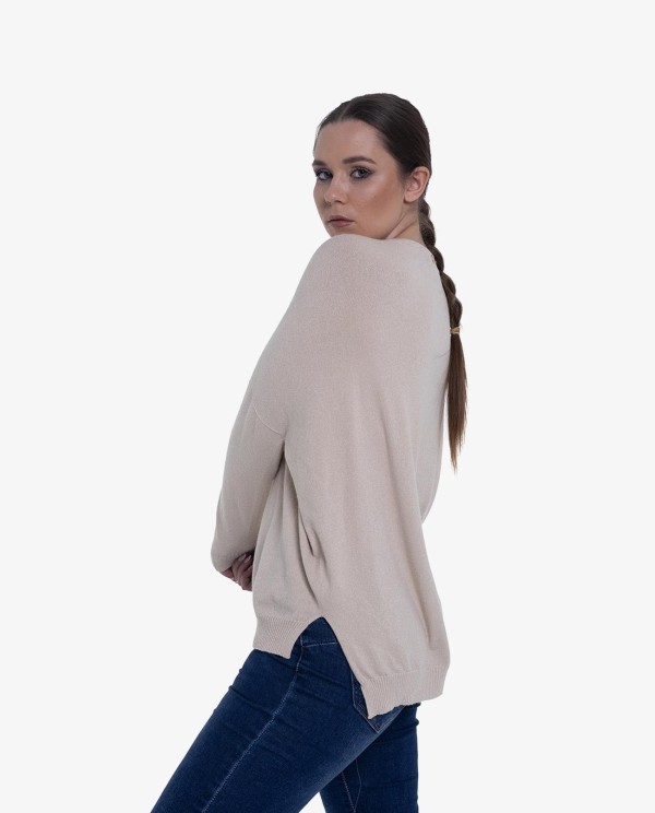Cuplé JERSEY DE PUNTO BEIGE CON ESCOTE EN PICO Y TEJIDO SUAVE En oferta