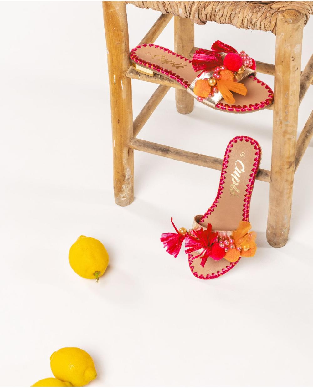 Cuplé ZUECO POMPONES NAPA FUCSIA Grandes descuentos