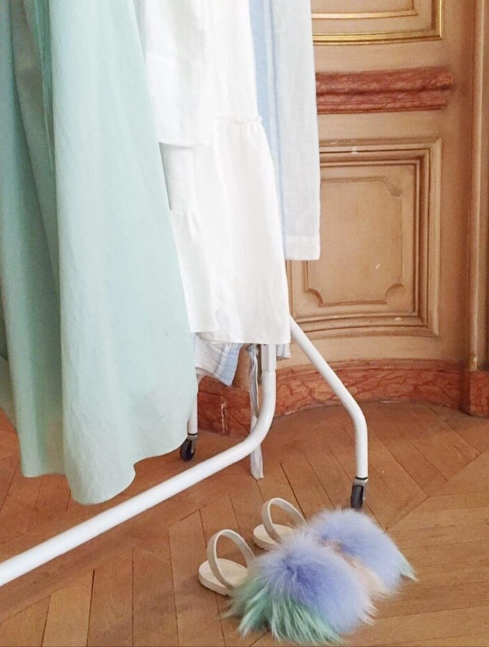Del rio london Classic Finn raccoon flats ivory/sky/sage - suede slingback Los más vendidos