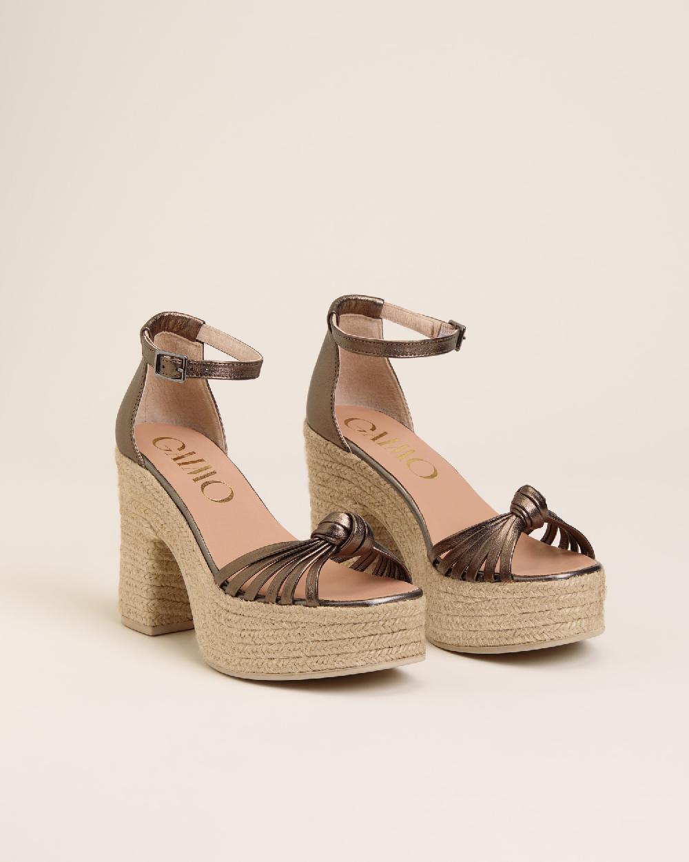 Gaimo espadrilles Melissa Plata ViejaSandalias con tacón de yute en piel con detalle de nudo multitiras Ahorra y exporta