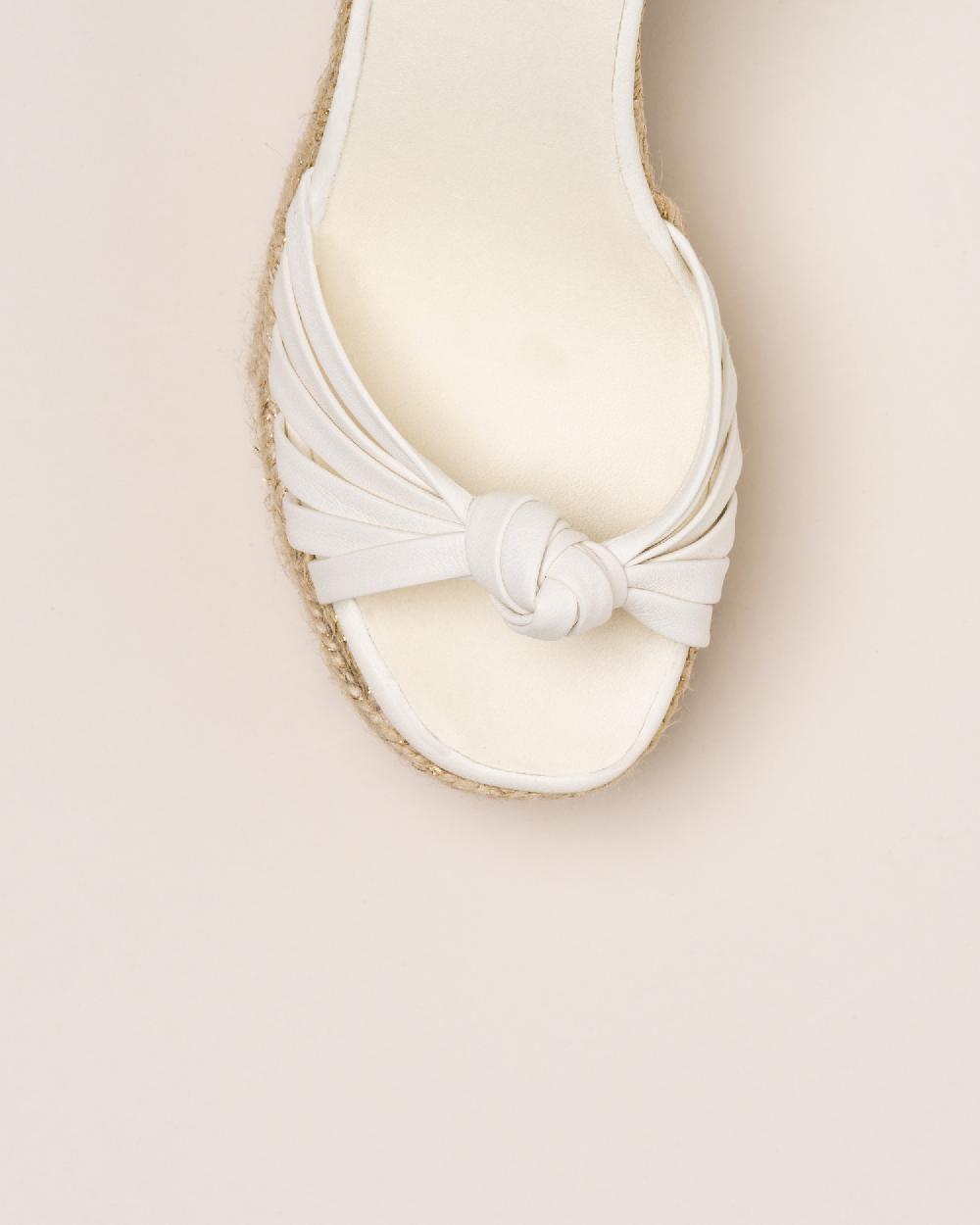 Gaimo espadrilles Melissa MarfilSandalias con tacón de yute en piel con detalle de nudo multitiras Precios de Black Friday