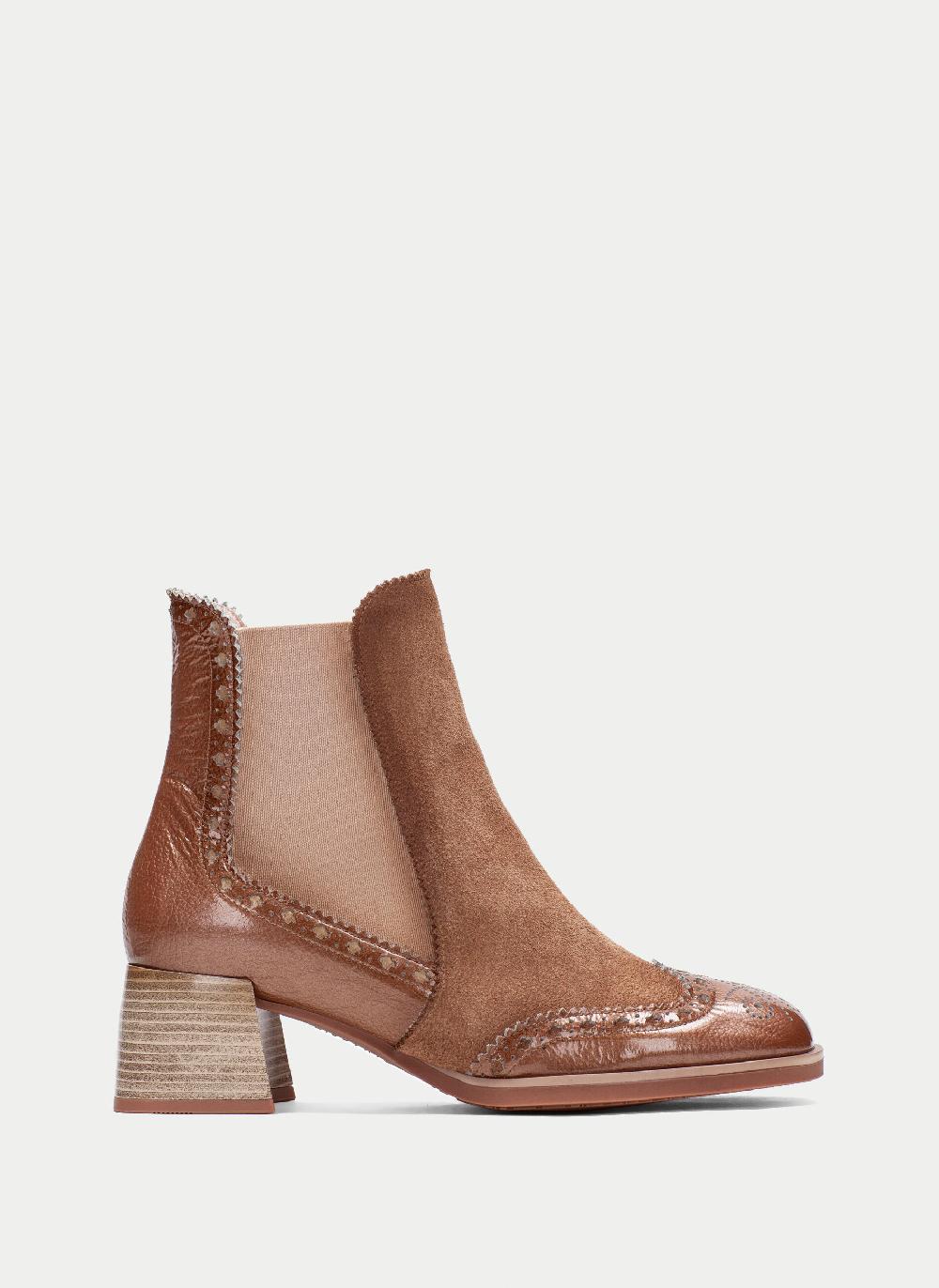 Hispanitas Botin milan almond