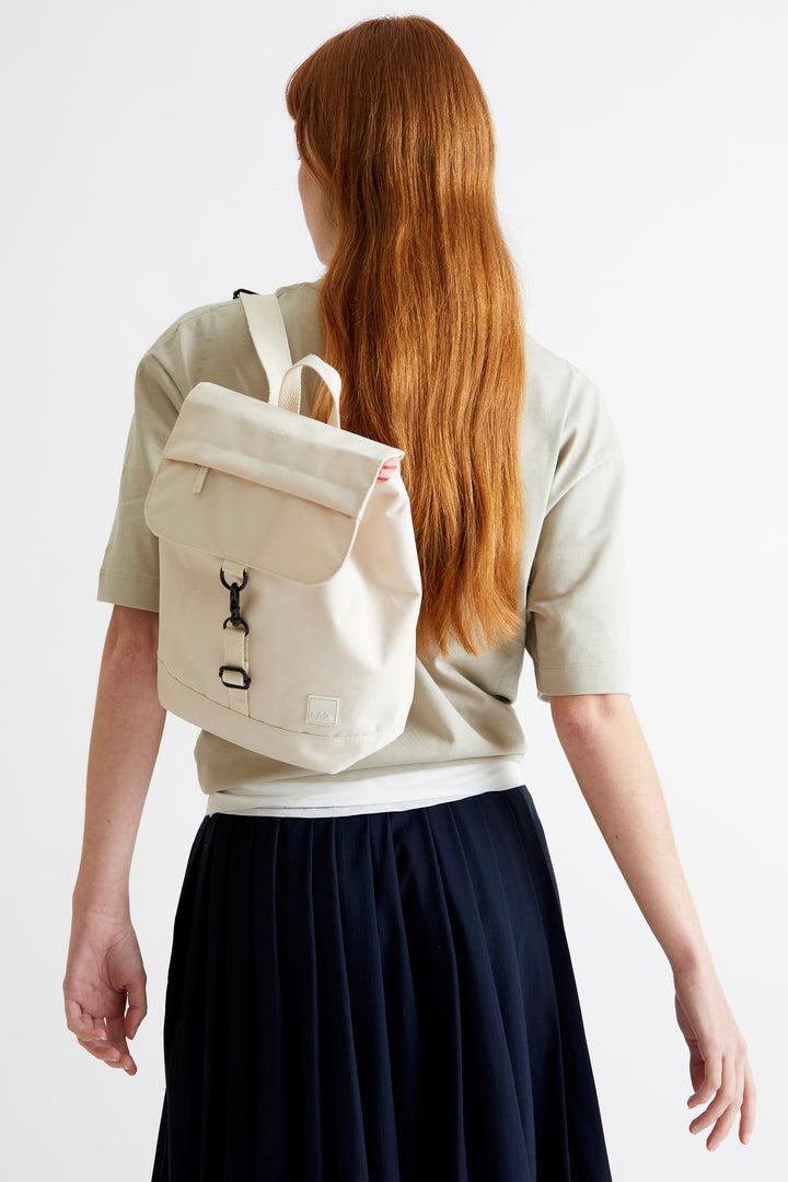 lefrik Mochila Scout Mini Ecru Solo queda un día