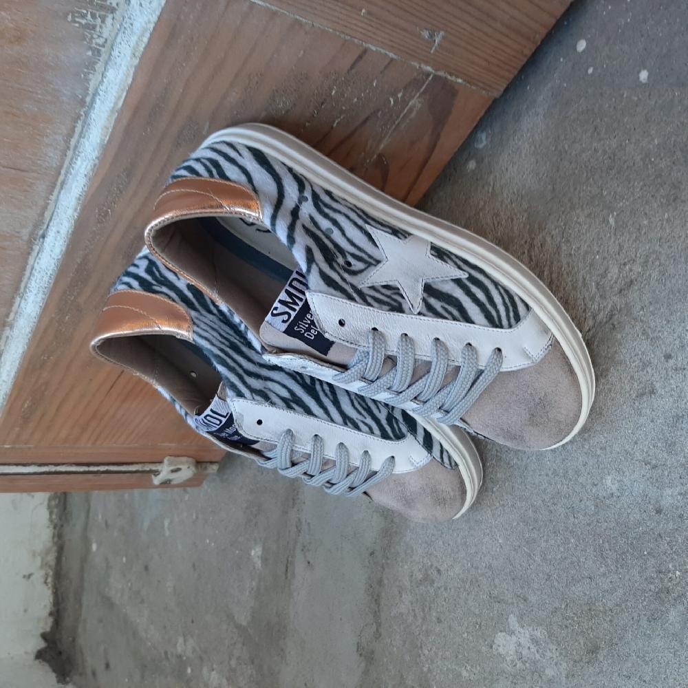 lmdi collection Sneaker estampado cebra