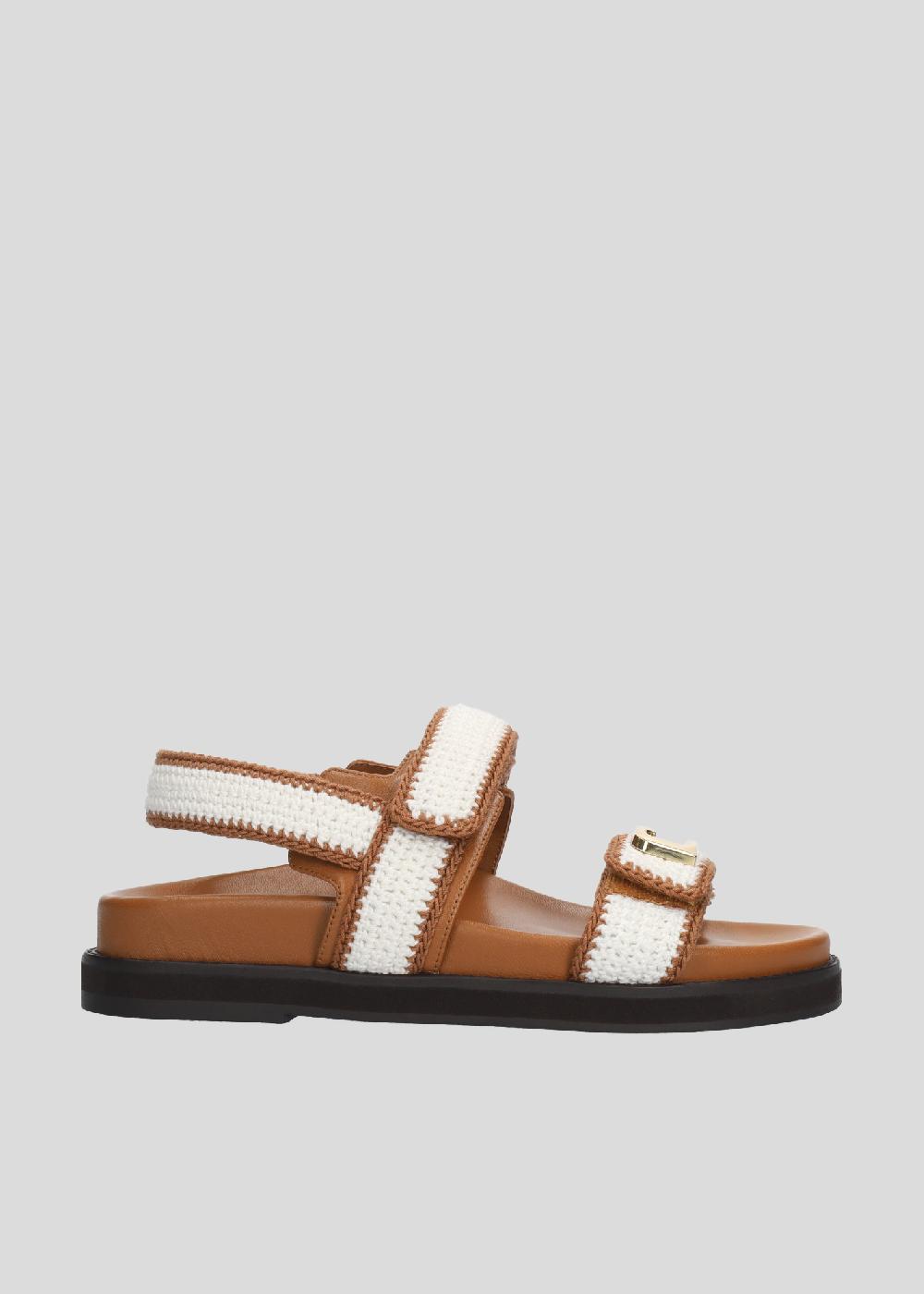 lola cruz LOLA FLATS
