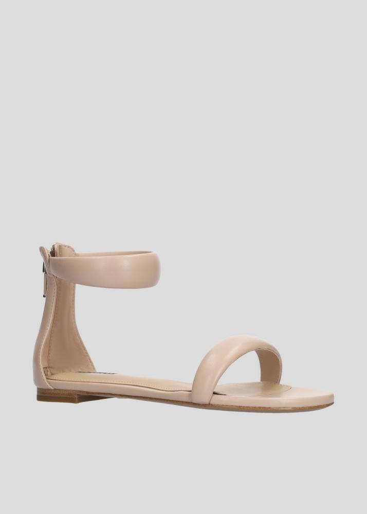 lola cruz AMY FLATS ÚLTIMAS EDICIONES