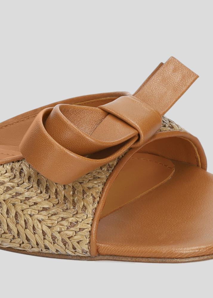 lola cruz LINDA FLATS Promoción por tiempo limitado