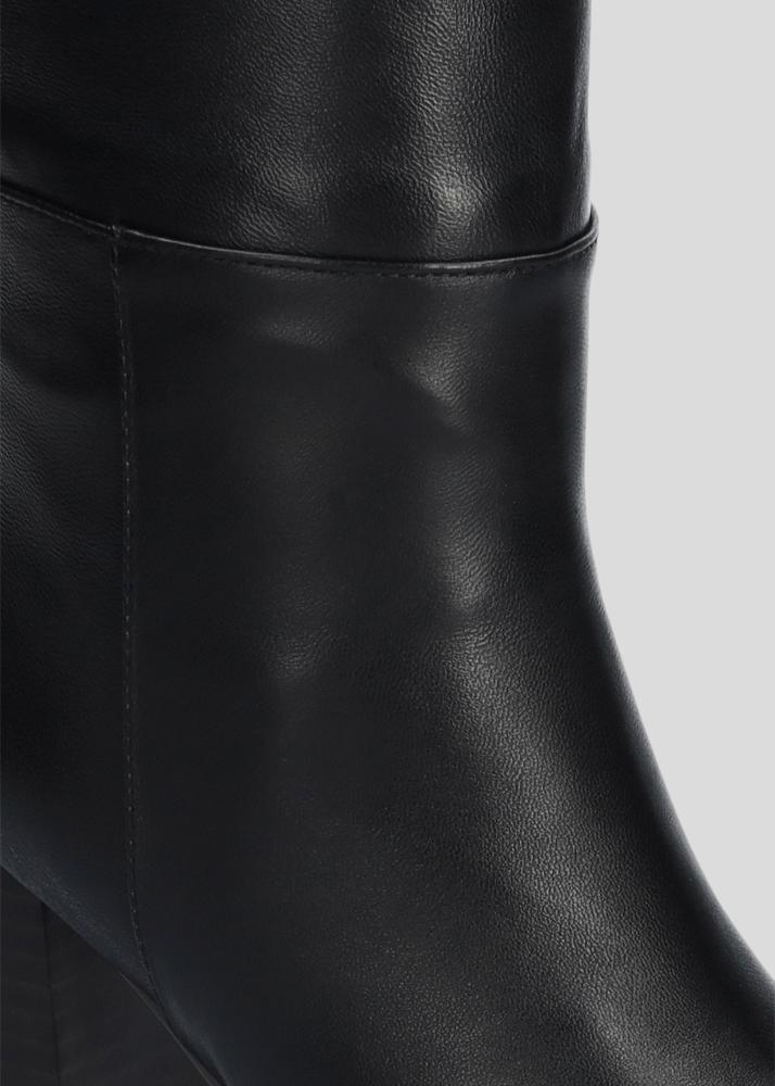 lola cruz MANON KNEE-BOOTS Rebajas online