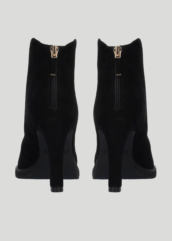 lola cruz LURE BOOTS 90 Últimos 3 días